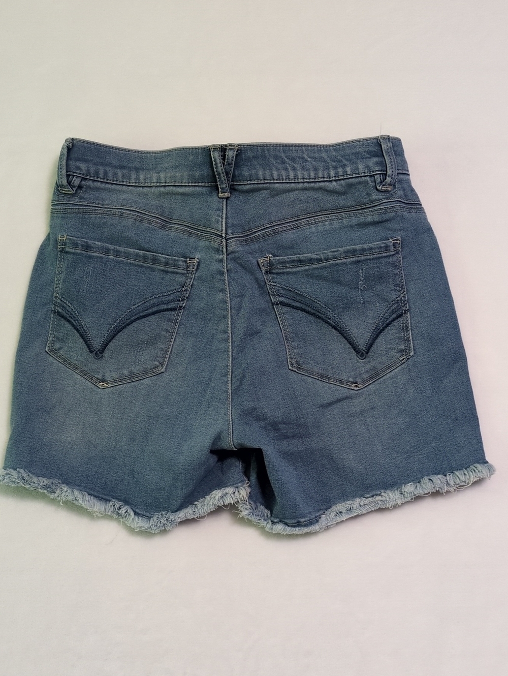 Democracy "Ab"solution Denim Shorts Size 6 Raw Hem
